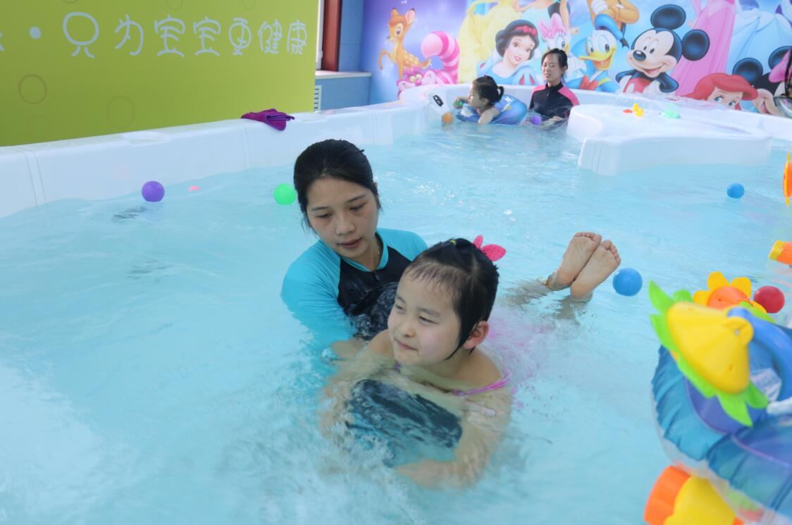 水育早教:水手宝宝婴儿游泳馆让孩子完整成长