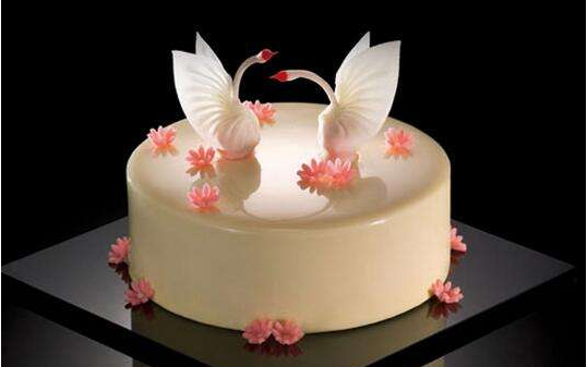 生日蛋糕蛋糕加盟费多少 加盟生日蛋糕在哪开店生意好？