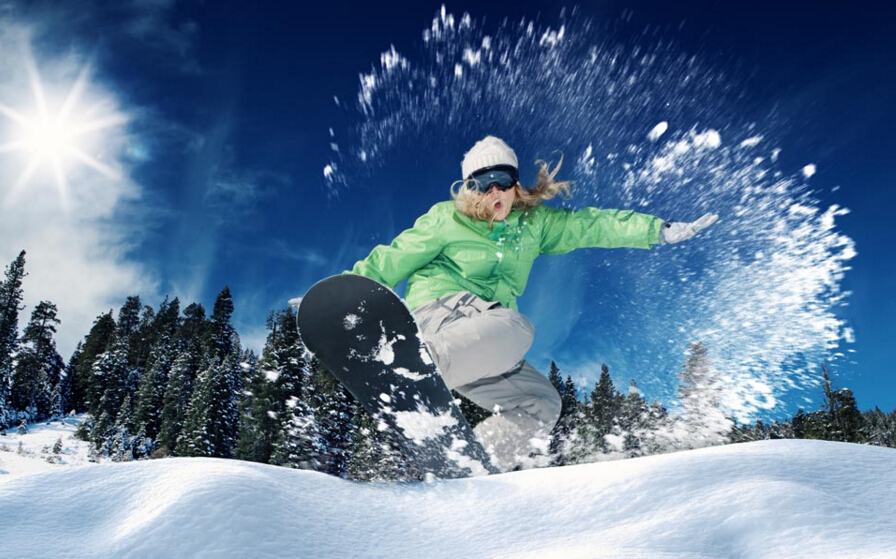 铭星世界雪山滑雪