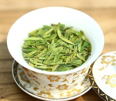  Making Longjing Tea
