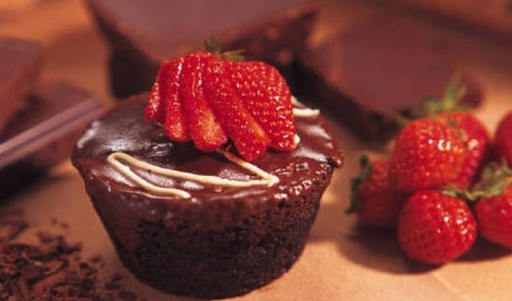 欧豪甜品草莓巧克力蛋糕
