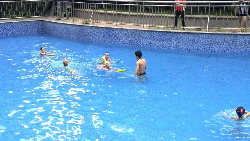 郡游泳培训儿童游泳