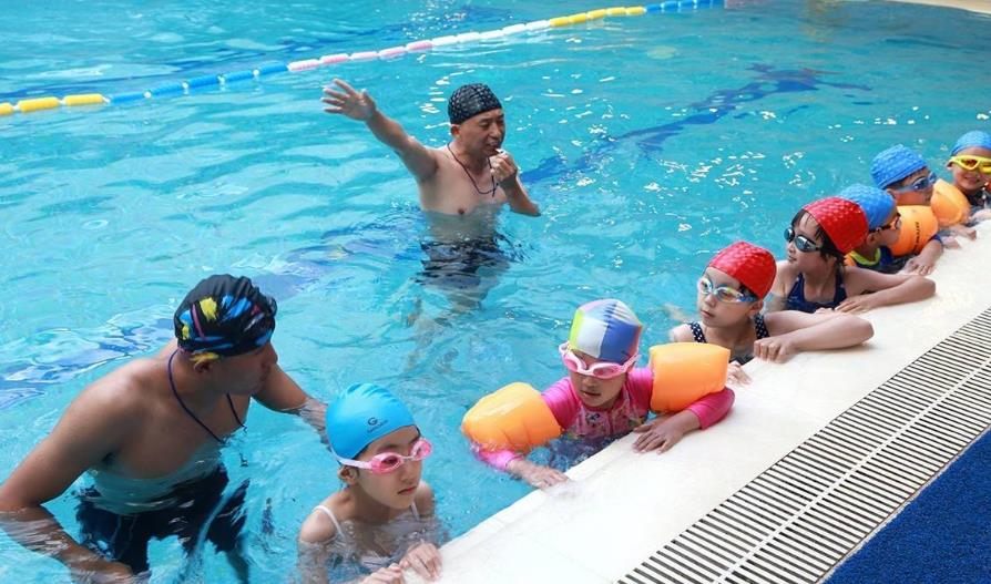 弗洛格去游泳儿童游泳培训