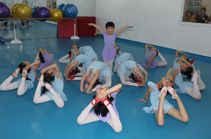 舞蹈培训机构