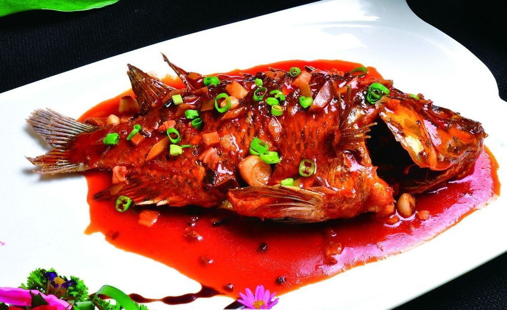 巴香渝江餐馆红烧鱼