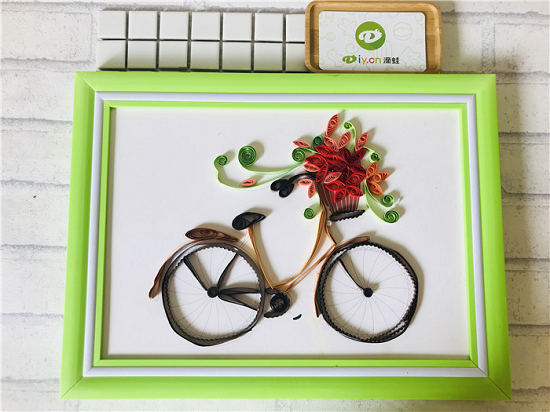 滴蛙手工创意纸艺作品--载满鲜花的自行车