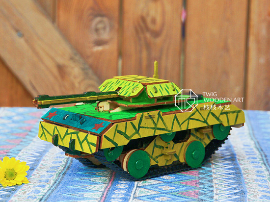 滴蛙手工产品分享陆战智者装甲车木艺玩具