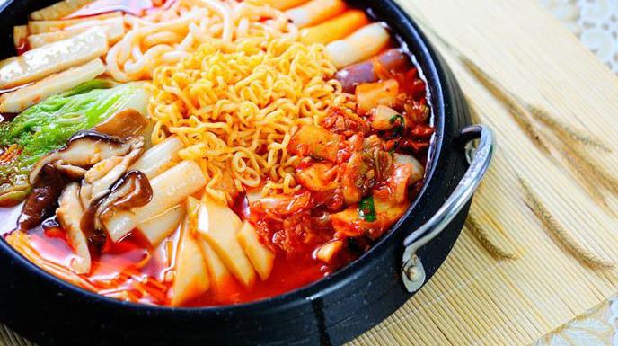 辛明洞韩国年糕火锅美味