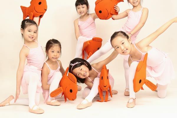 美育儿童音乐舞蹈国际机构舞蹈