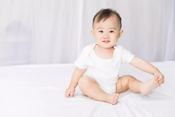 诗安国际介绍照顾宝宝有哪些的误区？