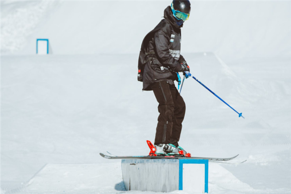 石京龙滑雪场滑雪高手