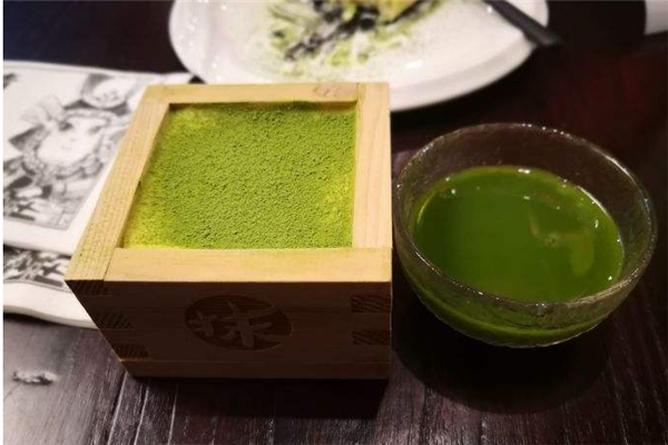 青木抹茶甜品可口