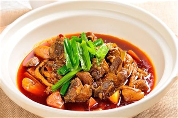 葛记红焖羊肉特色菜