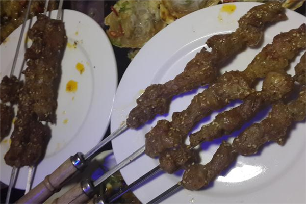 金刚山韩式烤肉美味