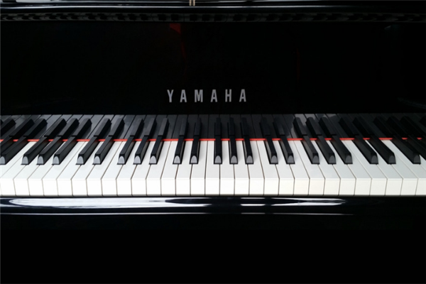 yamaha钢琴产品