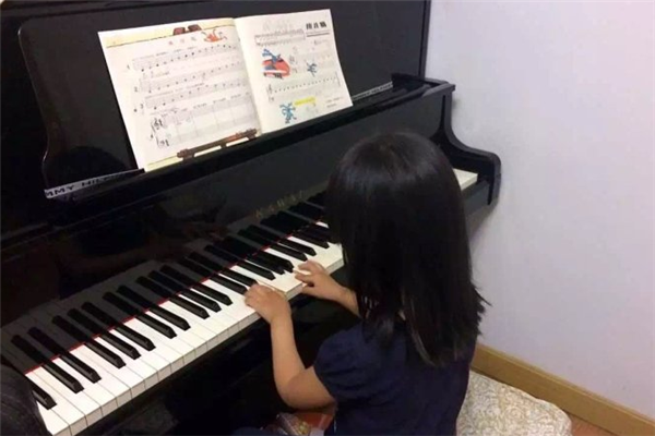 小汤钢琴教育