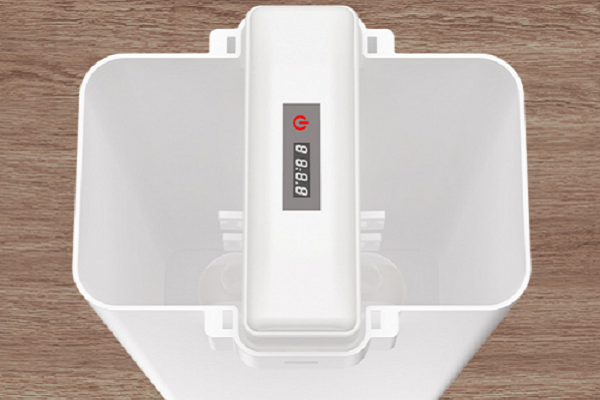 SOLIVE生活电器洗鞋器测评 一键清洗作用更甚洗衣机