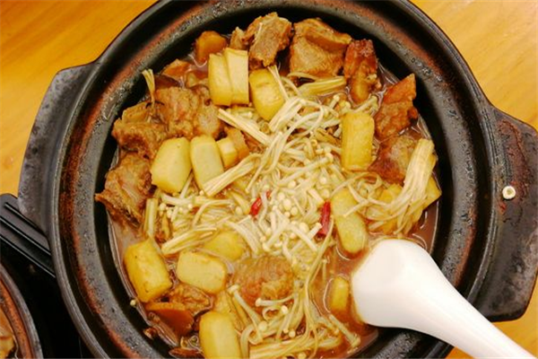 食尚黄焖鸡石锅