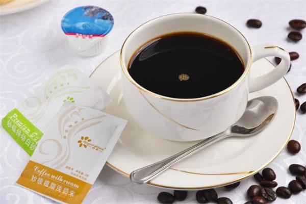 岚山咖啡黑咖啡