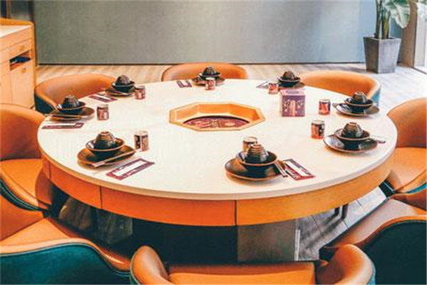 丙申台火锅餐桌