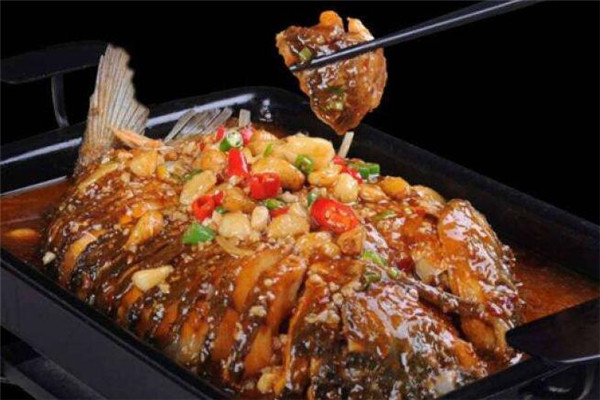 尚京集团烤鱼