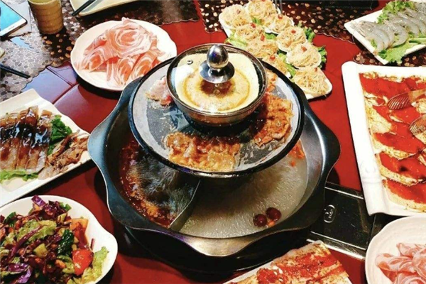 海乐优时尚涮烤火锅美食