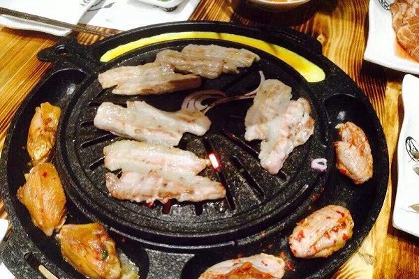 韩式炭火烤肉加盟