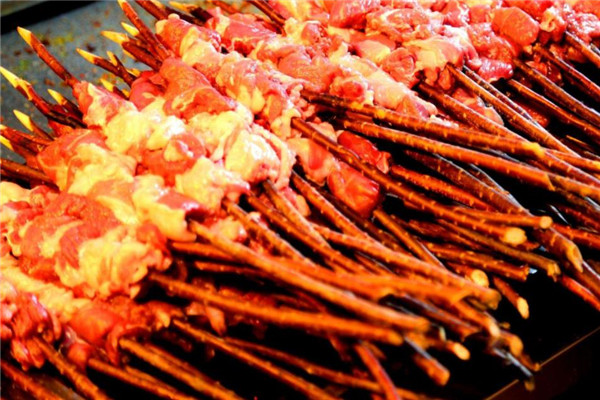 红柳枝烤肉多种肉串