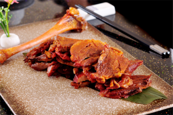阿甘中山脆肉鲩鱼庄烤羊腿鲜美
