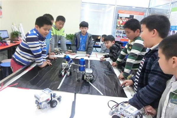 科技少年机器人俱乐部学习