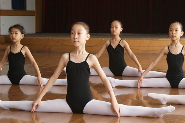 乐尚舞声乐舞蹈瑜伽培训训练