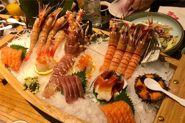 泉鲤日本料理甜虾