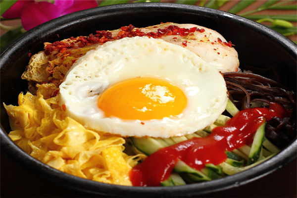 韩之味石锅烤肉拌饭鸡蛋