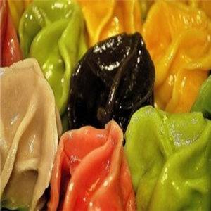 彩色水饺招牌