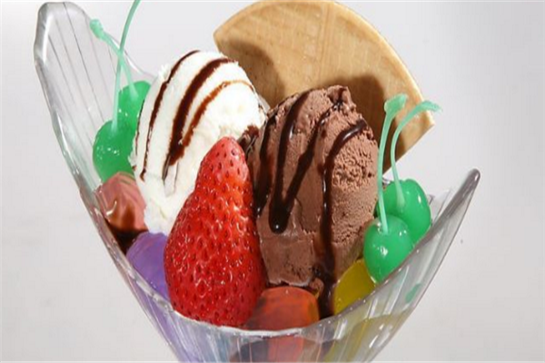 卡奇诺草莓冰淇淋