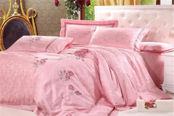 馨絮牌床上用品粉色
