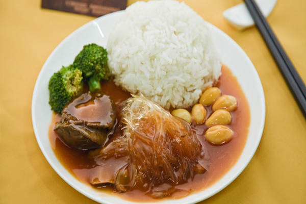 上隐食补鲍鱼饭盖饭