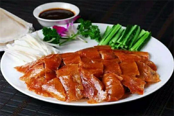 刘记果木烤鸭美味