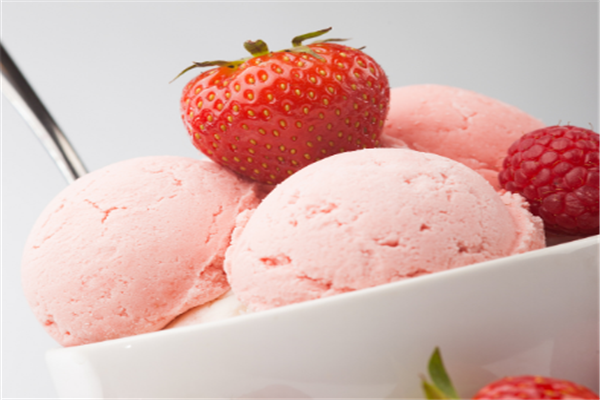 英佳尔冰淇淋草莓