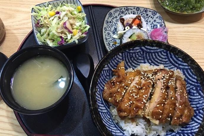 奈良小鹿日式鸡排饭