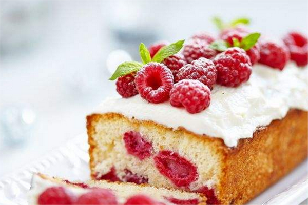 爱之味蛋糕树莓