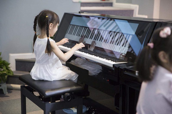 加盟Find智慧钢琴的前景分析 钢琴教育需求多吗