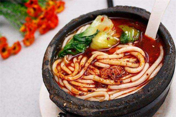 越南鸡肉粉砂锅