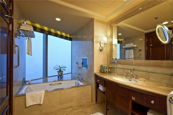 德安国际大酒店浴室