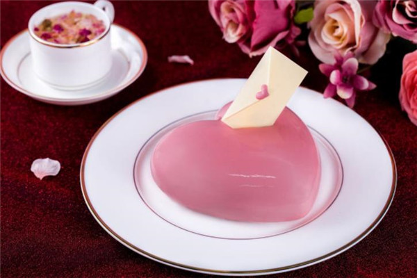 宾爵蛋糕粉色奶油果冻