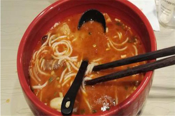 七碗海树番茄鱼米线产品展示