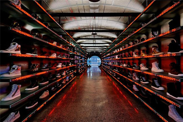 脚板鞋店定期推出新市