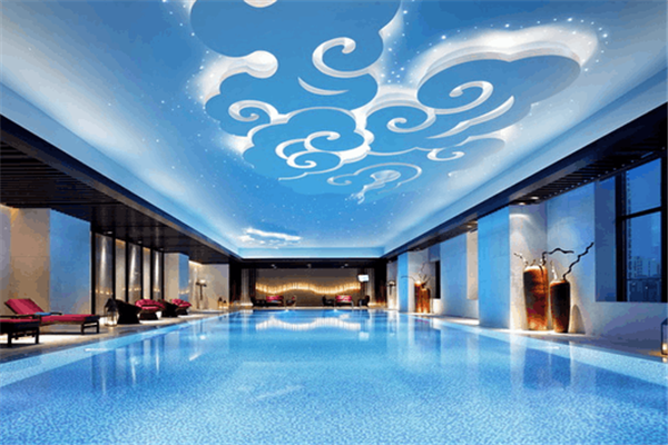 万达文华酒店游泳池