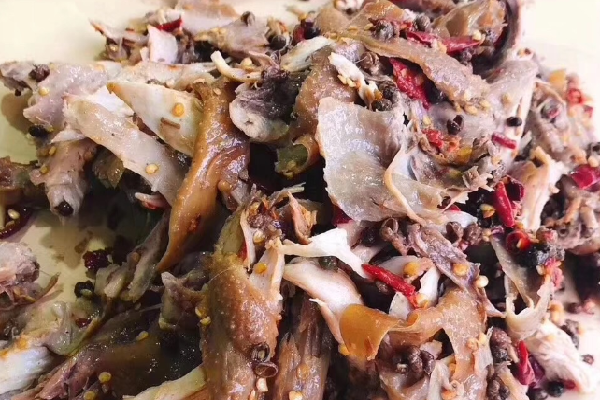 豫哥麻椒鸡鸡肉