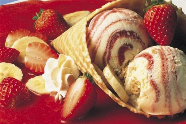 意尚客冰淇淋草莓